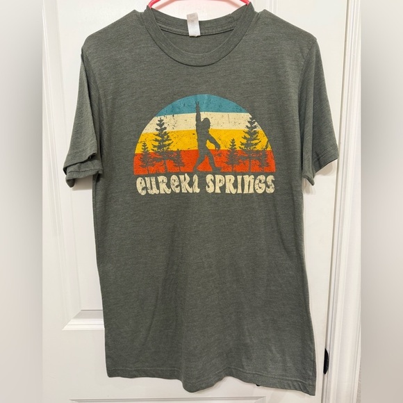 Tultex Other - Tultex Eureka Springs Graphic Tee - Olive